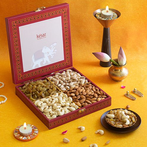 Royal Nut Medley Delight Box
