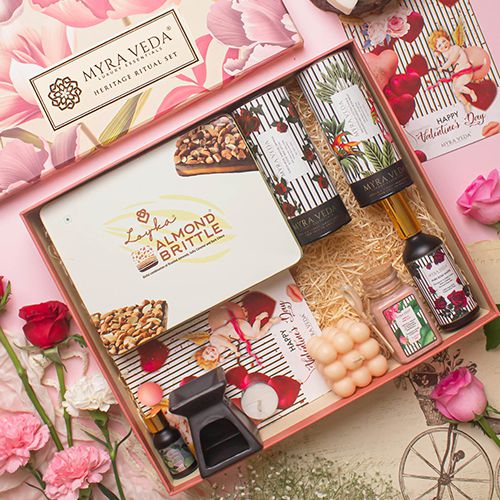 Myra Vedas Valentines Day Love Is Love Hamper