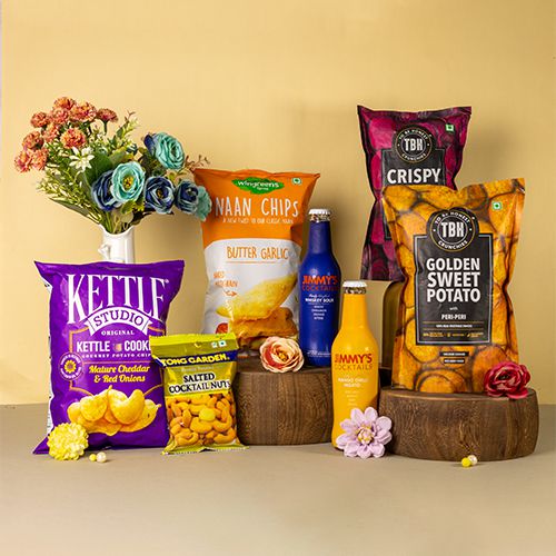 Deluxe Cocktail Mix  N  Savory Snacks Delight