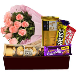 Yummy Chocolates Hamper with Pink Roses Buquet