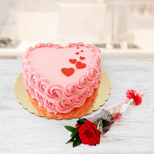Tasty Heart Shaped Strawberry Cake n Red Rose