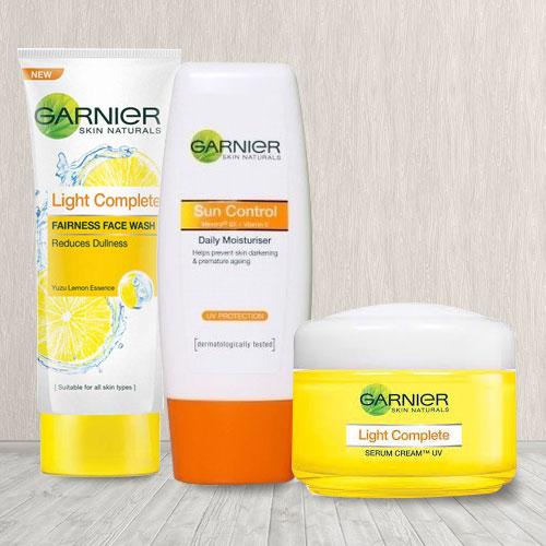 Exclusive Garnier Face Wash Hamper