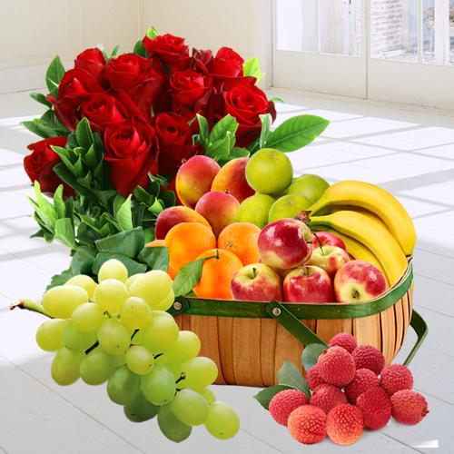 Bunch of Red Roses N Fresh Fruits Basket
