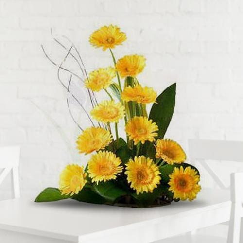 Beautiful 12 Gerberas Arrangement