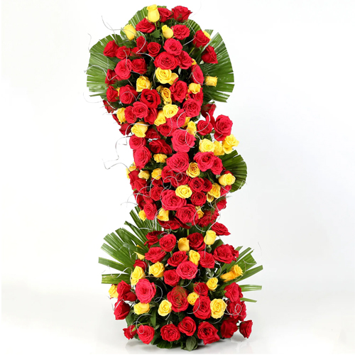 Long Arrangement of Assorted Roses