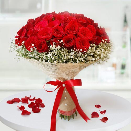 Wonderful 30 Roses Bouquet