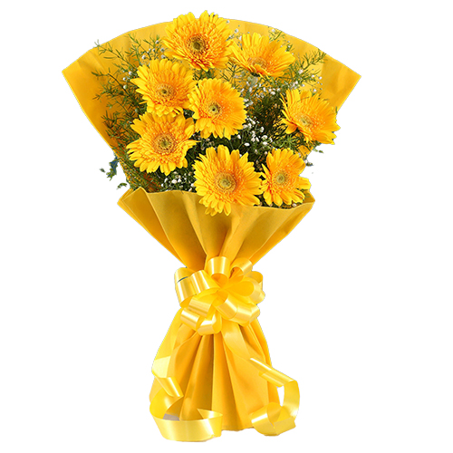 Elegant Yellow Gerberas Bouquet