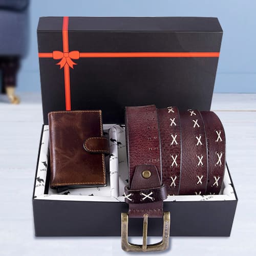 Striking Hide and Skin Mens Leather Card Holder Belt N KN95 Mask