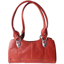 Attractive Ladies Leather Handbag from Rich Born