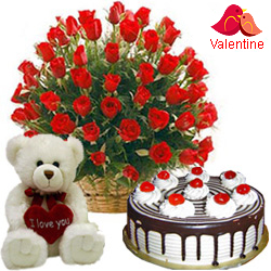 MidNight Delivery ::25 Red Roses with 1 Lbs. Black Forest Cake and a Teddey Bear