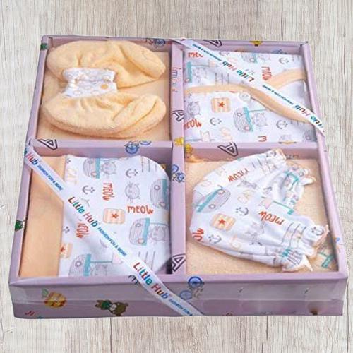 Amazing Infants Clothing Gift Set