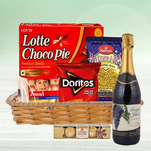 Enticing Gourmets n Fruit Wine Gift Basket